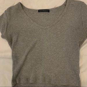 brandy cropped v-neck
